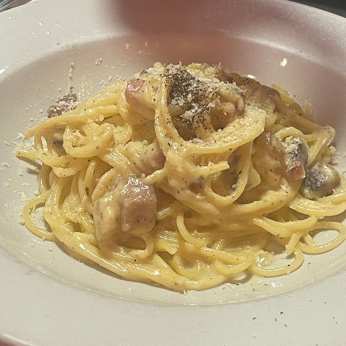 Piccolo Forno signature dishes Fettuccine AlfredoSpaghetti con Polpette di ManzoMargherita Pizza